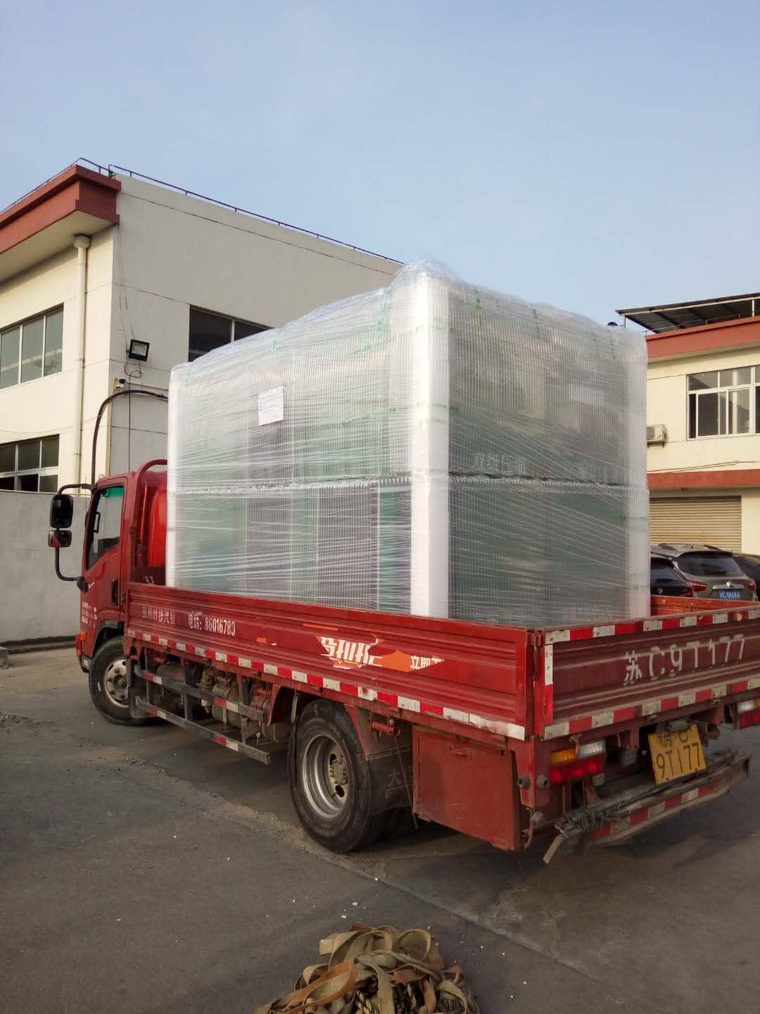 薩震節(jié)能空壓機